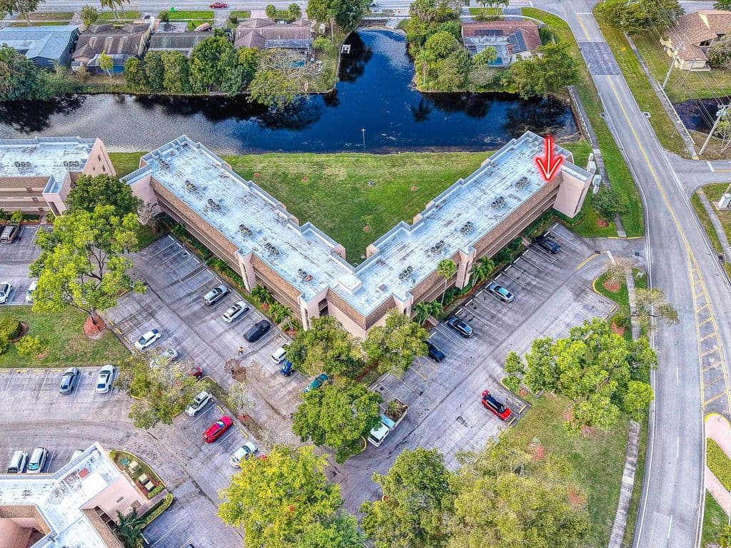2-bedroom Condo — 10466 Sunrise Lakes Boulevard #312