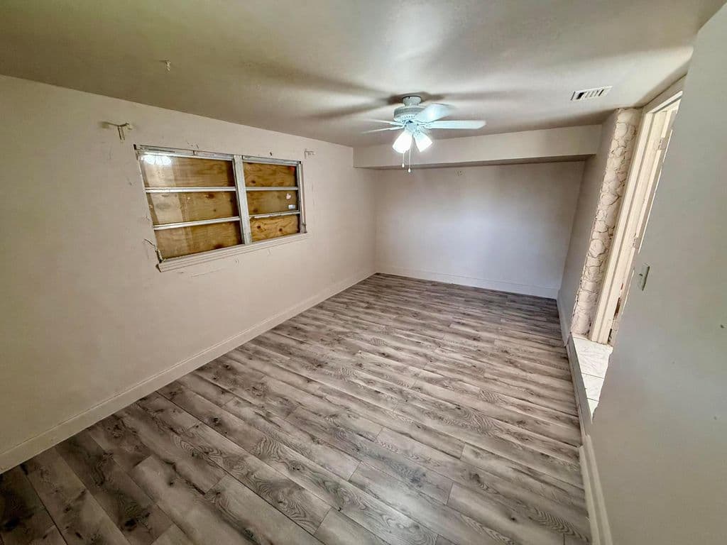 3+1 Müstakil ev — 1980 SW 66TH Avenue