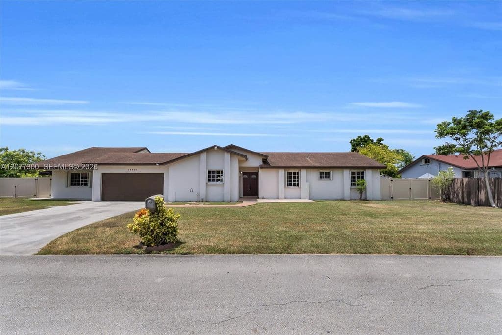 4+1 Müstakil ev — 18600 SW 127th Pl