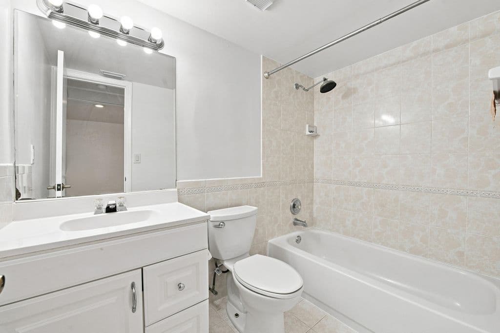 2-bedroom Single-Family Home — 2267 NW 37th Avenue
