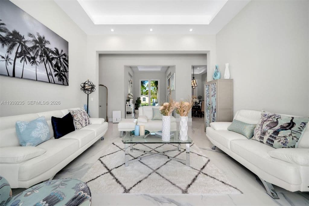 5+1 Müstakil ev — 10250 SW 135th St