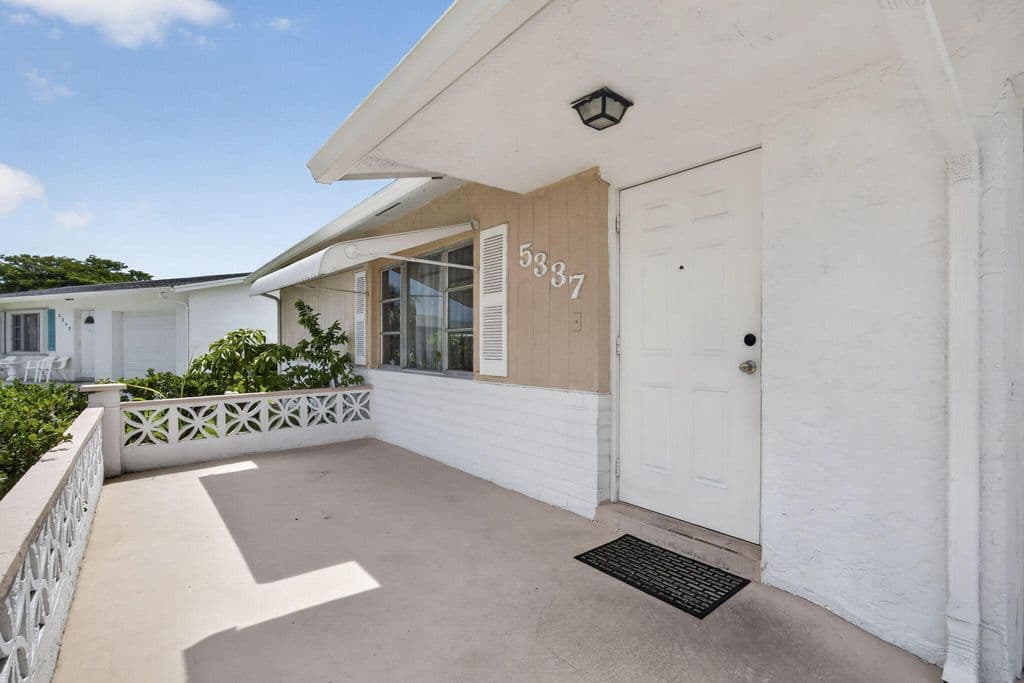 3-bedroom Single-Family Home — 5337 BELLEVILLE Road