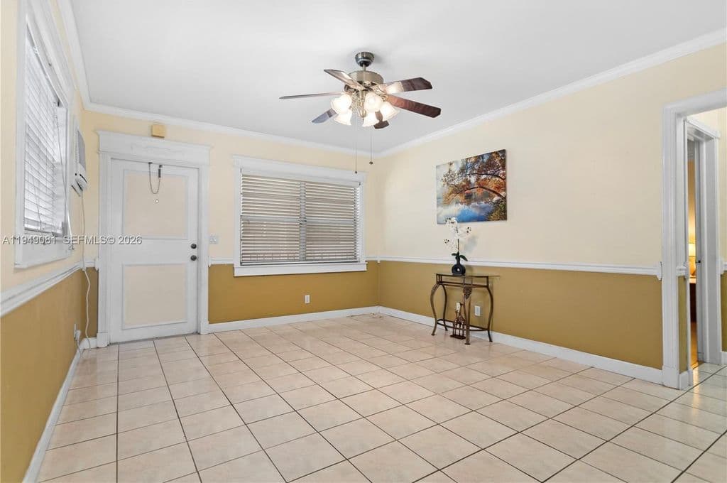 2+1 Condo — 7401 Pines Blvd APT 222
