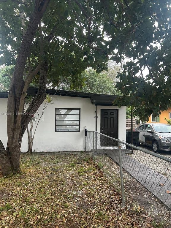2-bedroom Single-Family Home — 1080 NW 121st St