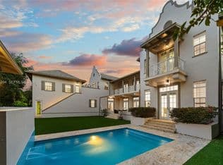 7-bedroom Single-Family Home — 7745 SW 54th Ave, Miami, 33143