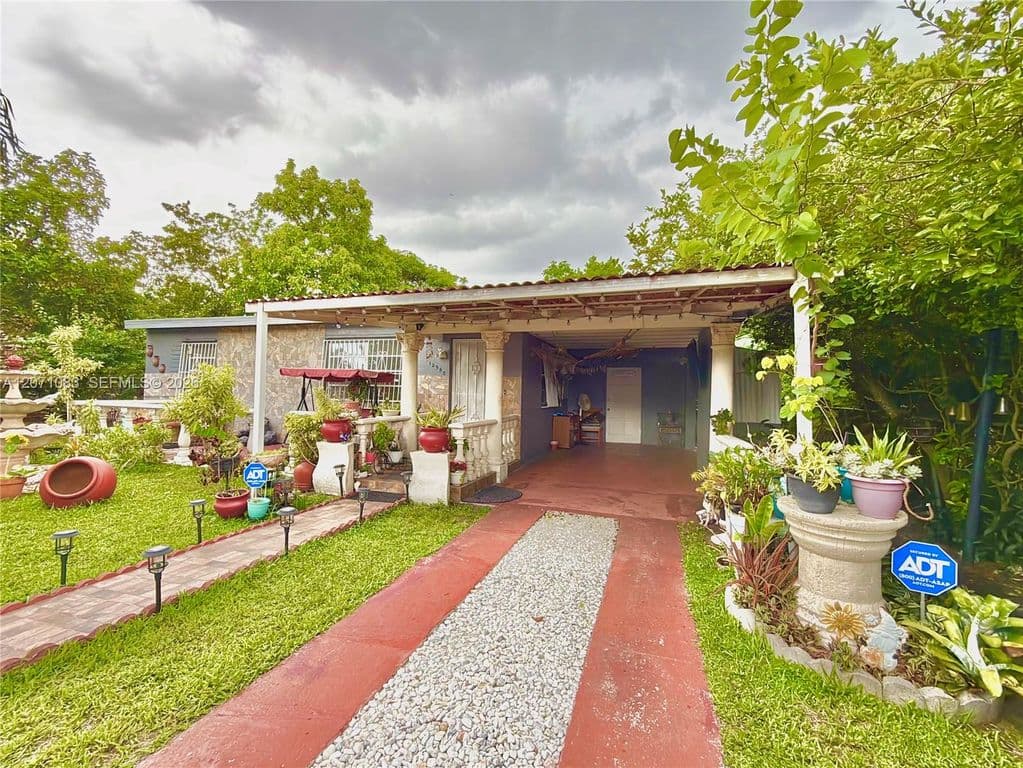 2-bedroom Single-Family Home — 12550 NW 1st Ave