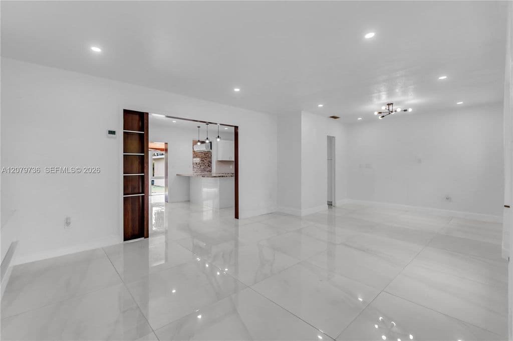 2-bedroom Single-Family Home — 9450 SW 25th Dr