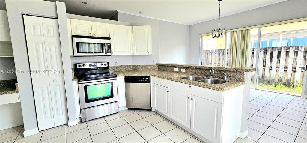 3-bedroom Single-Family Home — 21460 SW 90th Ct