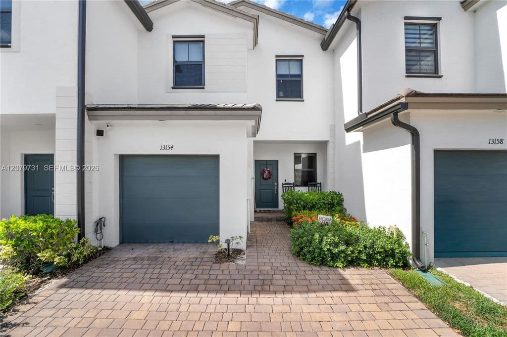 3-bedroom Property — 13154 SW 233rd St