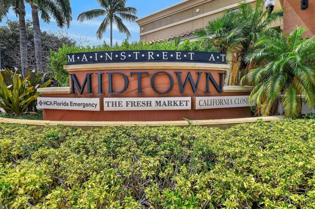 2+1 Condo — 4903 Midtown Lane #3116