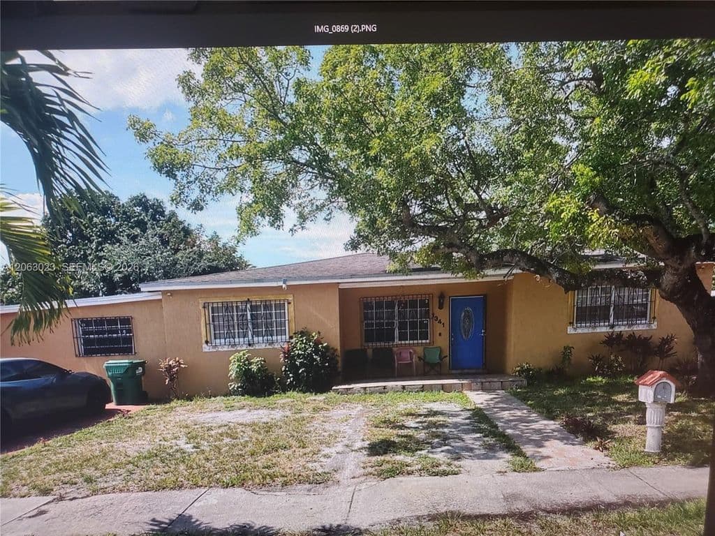 4+1 Müstakil ev — 1341 NW 132nd St