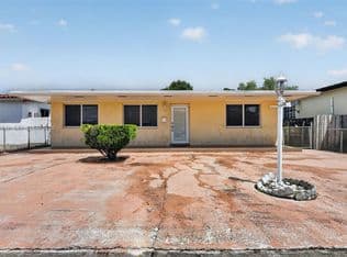 5-bedroom Single-Family Home — 733 W 33rd St, Hialeah, 33012
