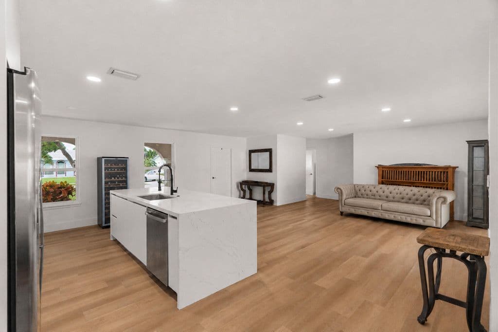 3+1 Müstakil ev — 1780 SW 12TH Street