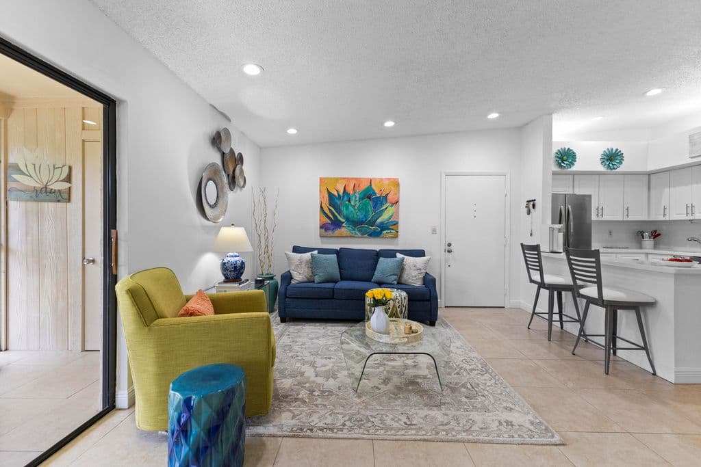 2-bedroom Condo — 15492 Lakes Of Delray Boulevard #203