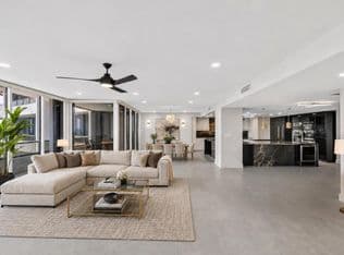 2-bedroom Condo — 100 Lakeshore Drive #1755, North Palm Beach, 33408