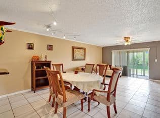 2+1 Condo — 8801 NW 38th Drive #204b, Coral Springs, 33065