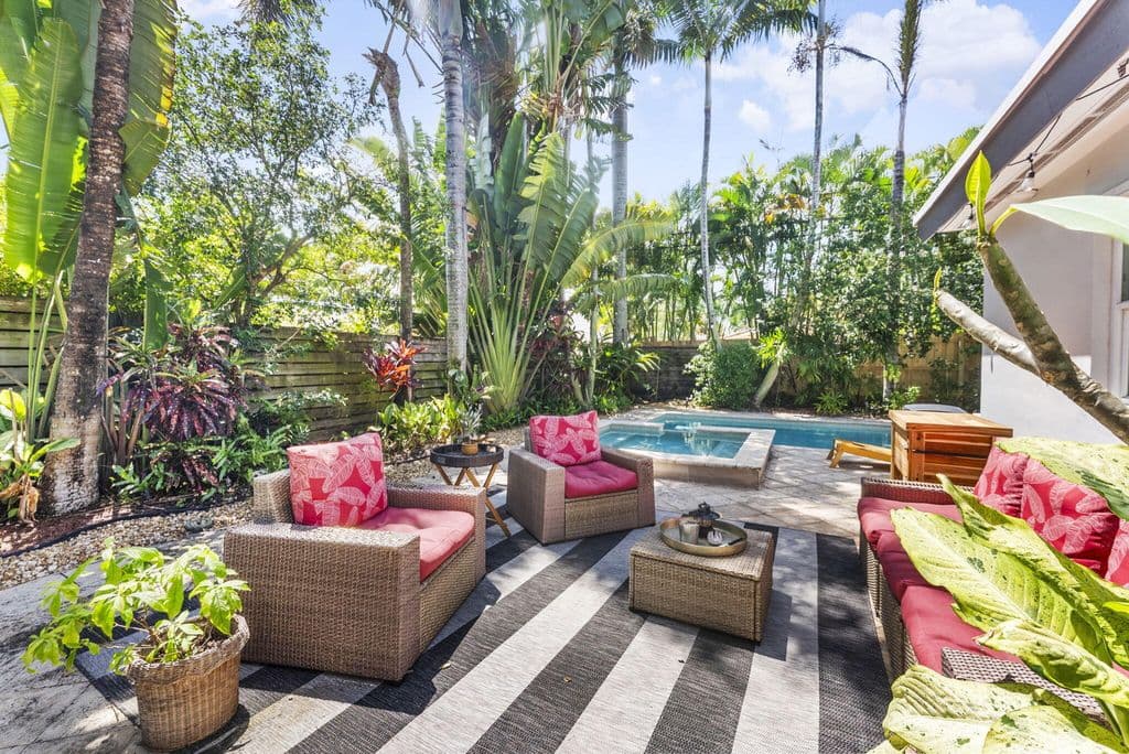4-bedroom Single-Family Home — 1627 NE 17TH Avenue