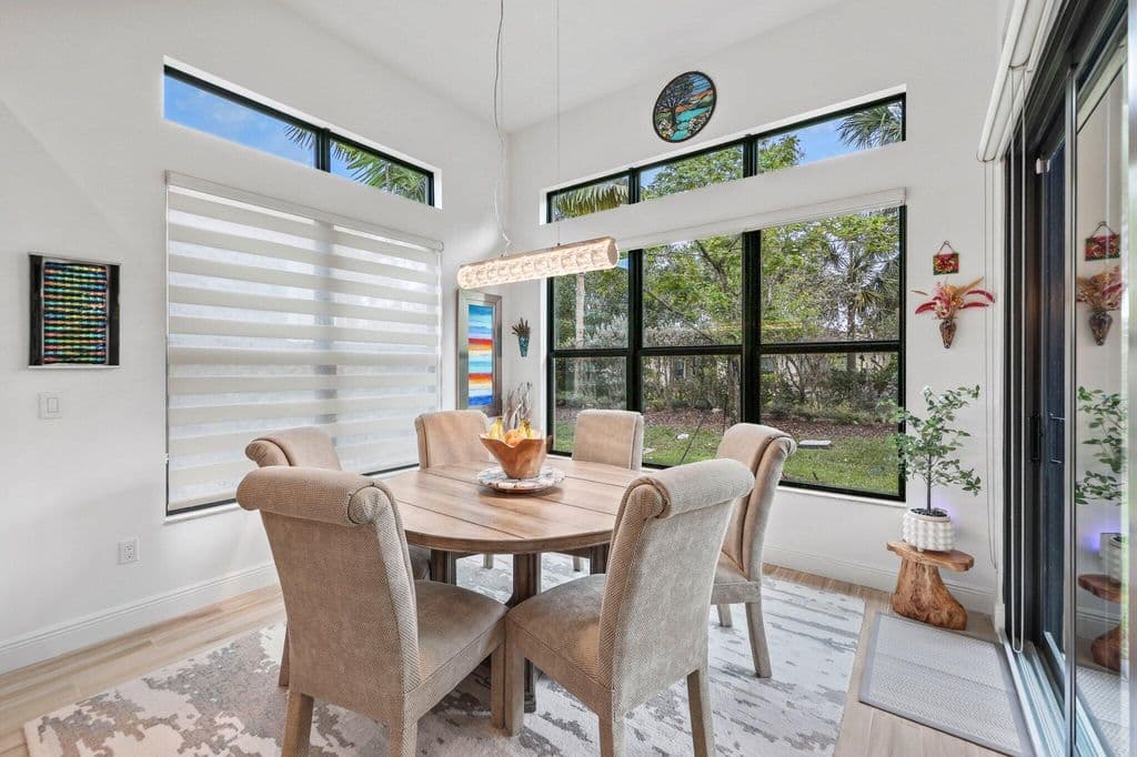3-bedroom Single-Family Home — 9368 Cantal Circle E