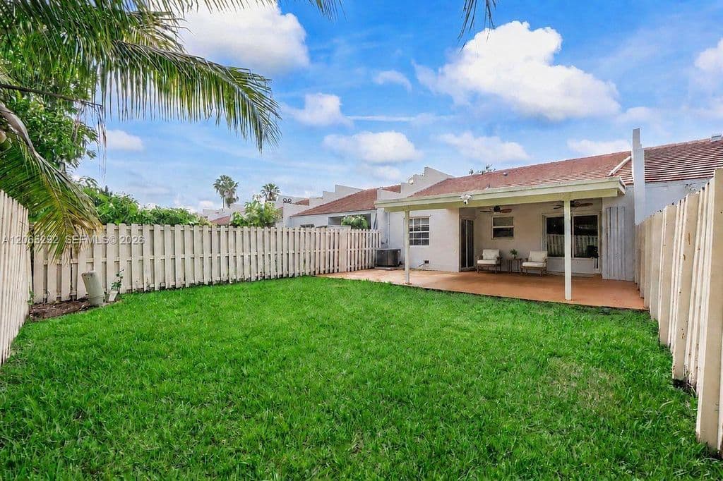 3+1 Condo — 10340 SW 154th Pl APT 41