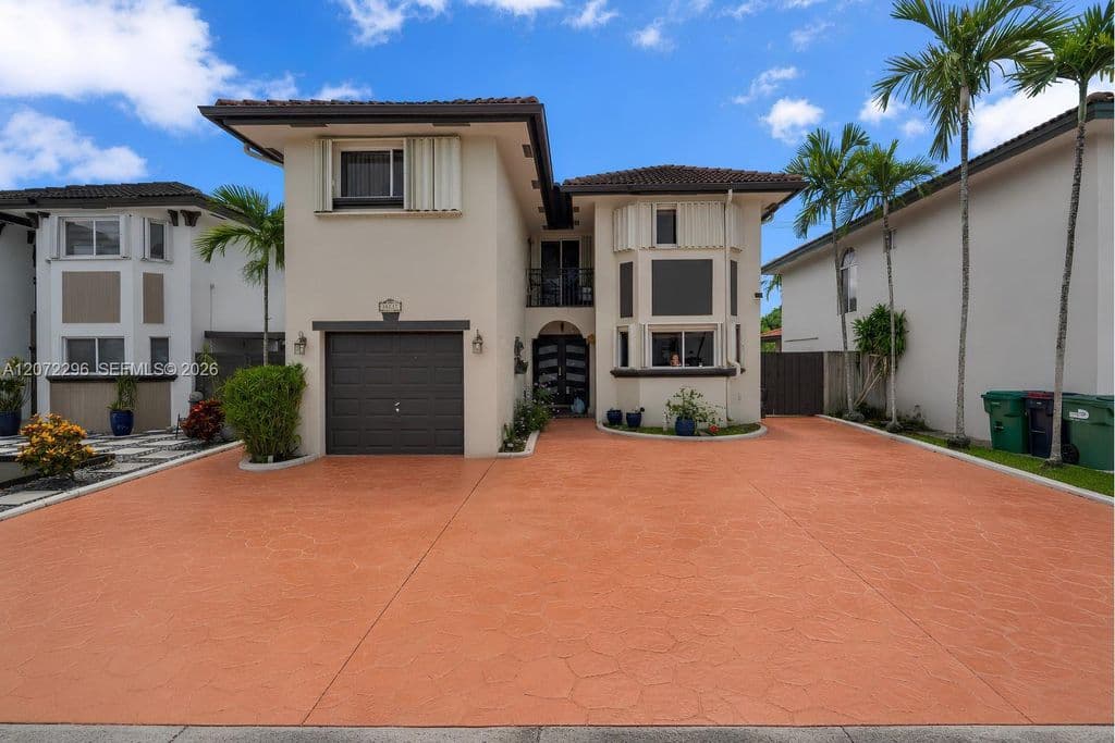 4-bedroom Single-Family Home — 16711 SW 140th Ave