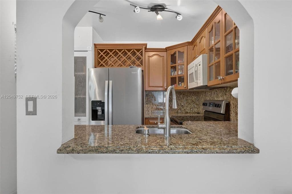 2+1 Condo — 14929 SW 104th St APT 21-14