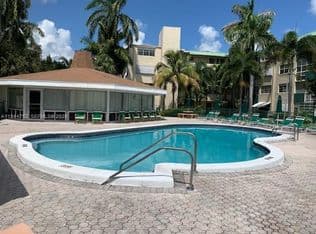 2-bedroom Condo — 1333 E Hallandale Beach Blvd APT 131, Hallandale Beach, 33009
