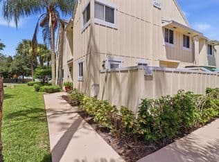 2-bedroom Townhouse — 6263 RIVERWALK Lane #1, Jupiter, 33458