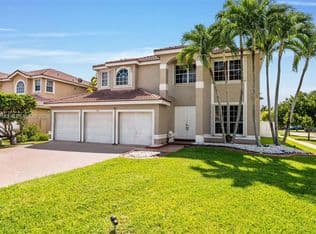 4-bedroom Single-Family Home — 3500 SW 174th Way, Miramar, 33029