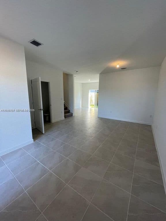3-bedroom Property — 2634 SE 11th Ct #2634