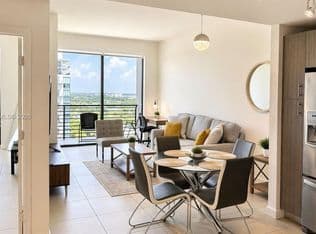 1+1 Condo — 5350 NW 84th Ave #1812, Doral, 33166