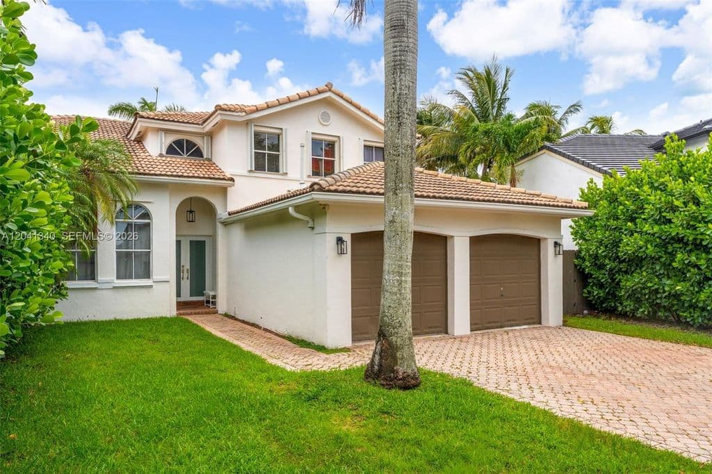 4+1 Müstakil ev — 16335 SW 81st St