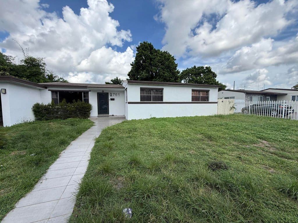 3-bedroom Single-Family Home — 761 NW 183RD Drive