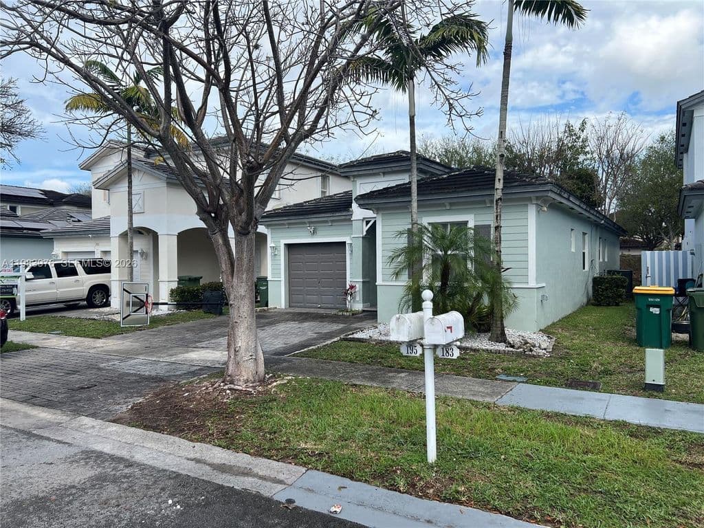 3-bedroom Single-Family Home — 195 NE 36th Ter