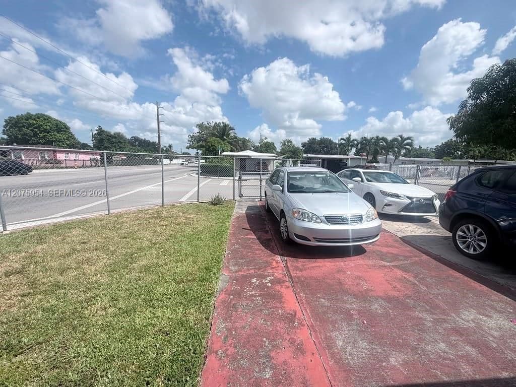 3-bedroom Single-Family Home — 3190 NW 97th St