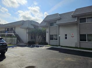 2-bedroom Condo — 3273 NW 102nd Ter #3273, Pompano Beach, 33065