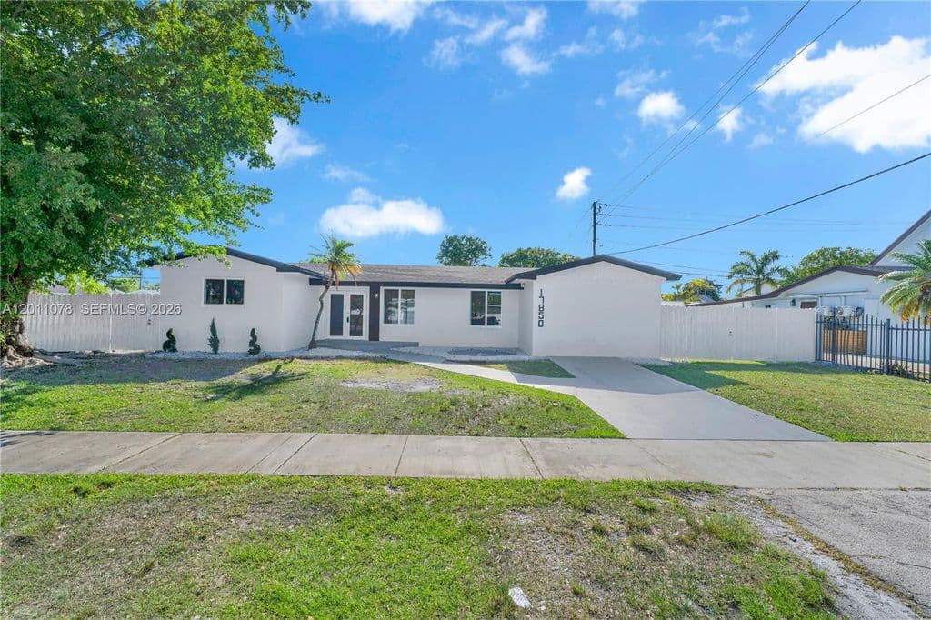4+1 Mülk — 17850 SW 112th Ave