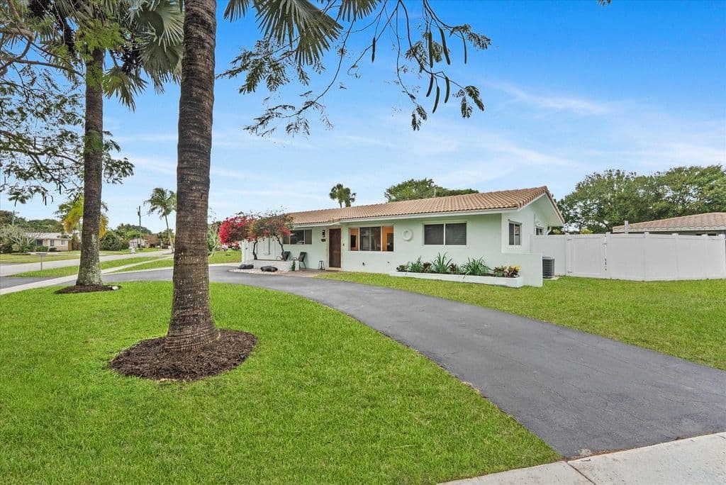 4-bedroom Single-Family Home — 1257 NW 5th Street