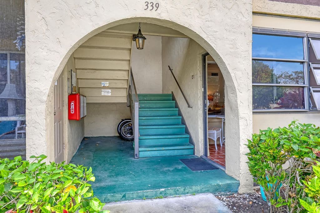 2-bedroom Condo — 339 Pine Ridge Circle #D-1