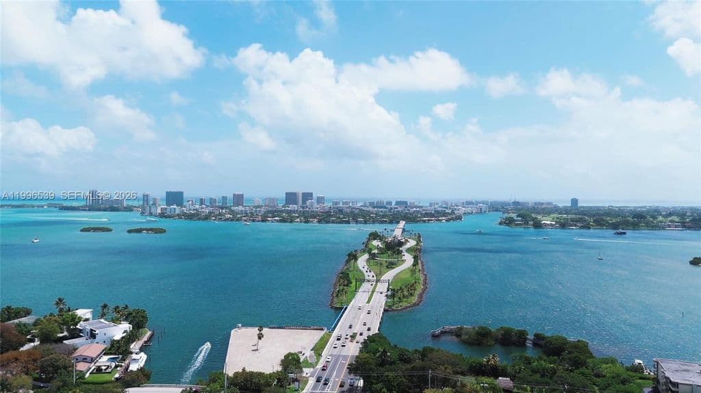 1+1 Condo — 2150 Sans Souci Blvd #A1607