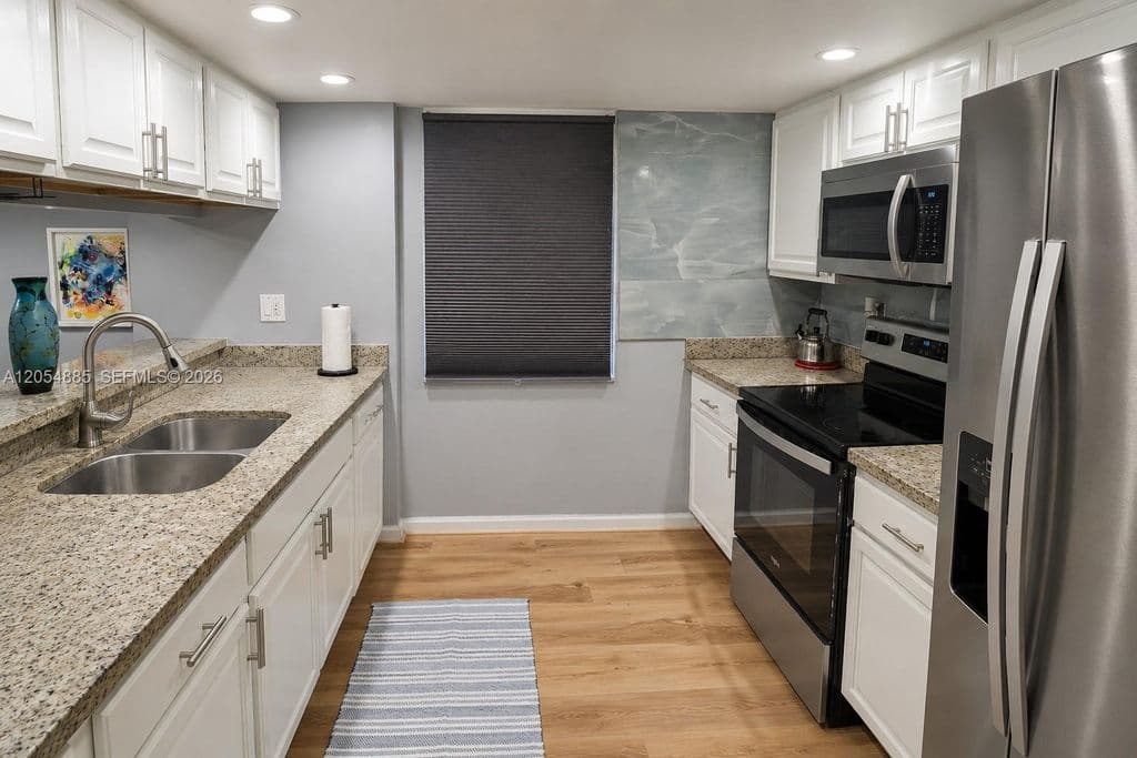 3+1 Mülk — 3541 NW 99th Ter #6A