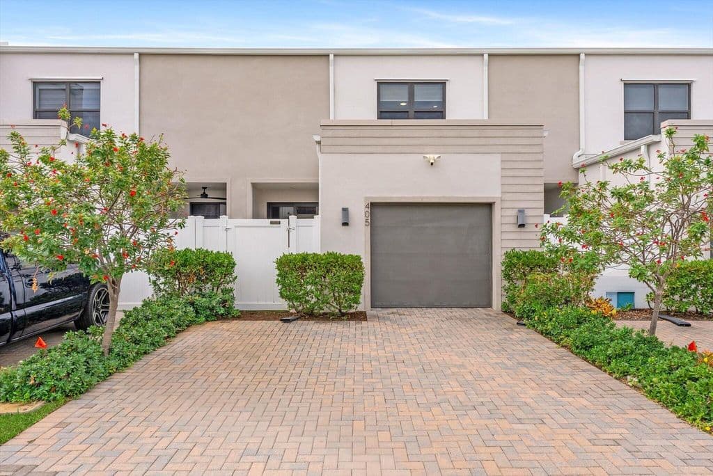 3-bedroom Property — 405 NW 17th Street
