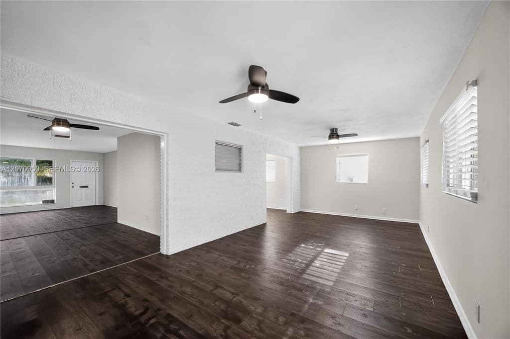 3+1 Müstakil ev — 4300 Harrison St