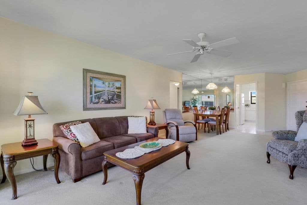2+1 Condo — 755 Saturn Street #I206