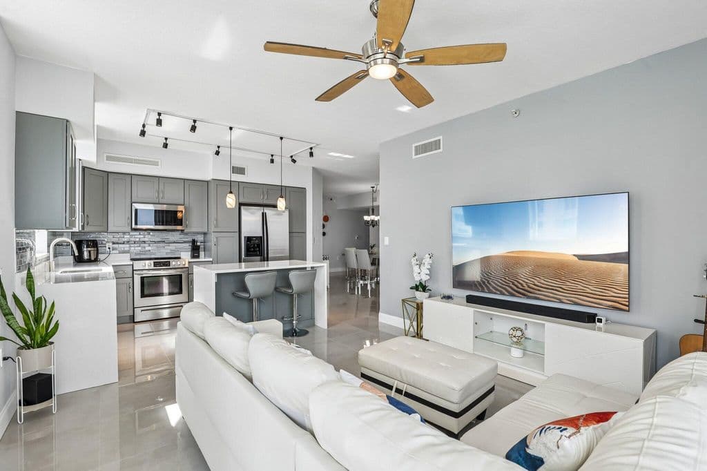 2+1 Condo — 1755 E Hallandale Beach Boulevard #1207 E