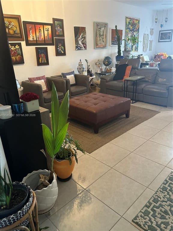 3-bedroom Property — 2615 SE 12th St