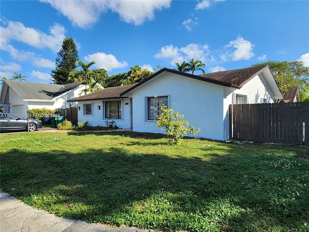 3-bedroom Single-Family Home — 9825 SW 132nd Ct