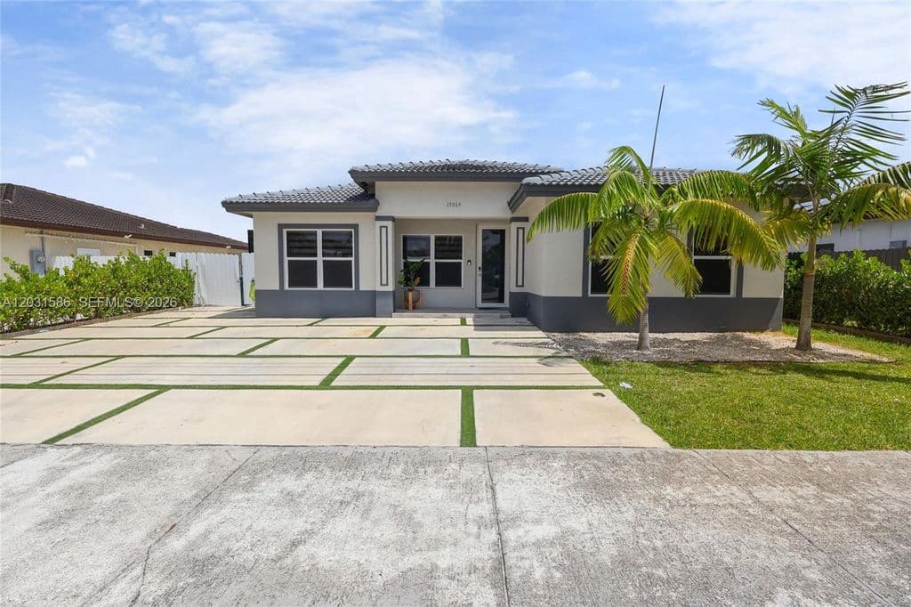 3+1 Müstakil ev — 13063 SW 256th St