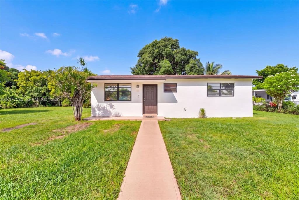 2-bedroom Single-Family Home — 19721 SW 114th Ct