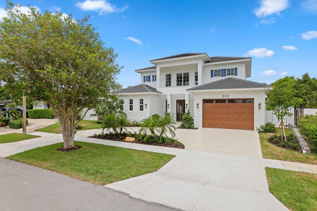 4-bedroom Single-Family Home — 533 Driftwood Road