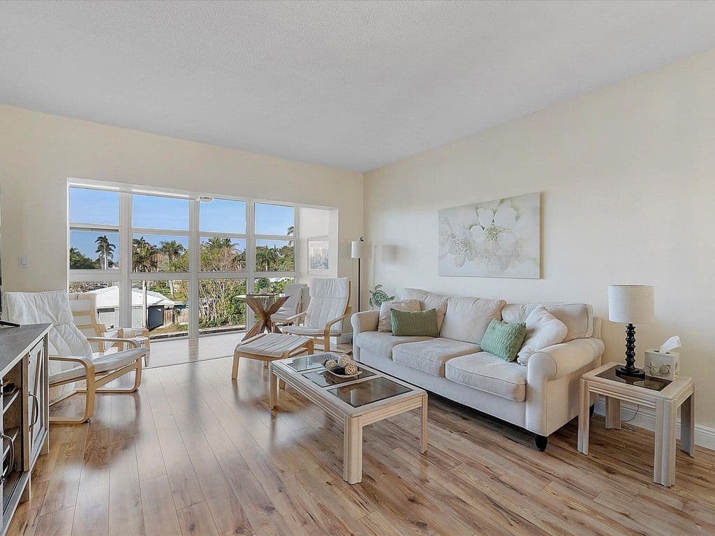 2-bedroom Condo — 1481 S Ocean Boulevard #315a